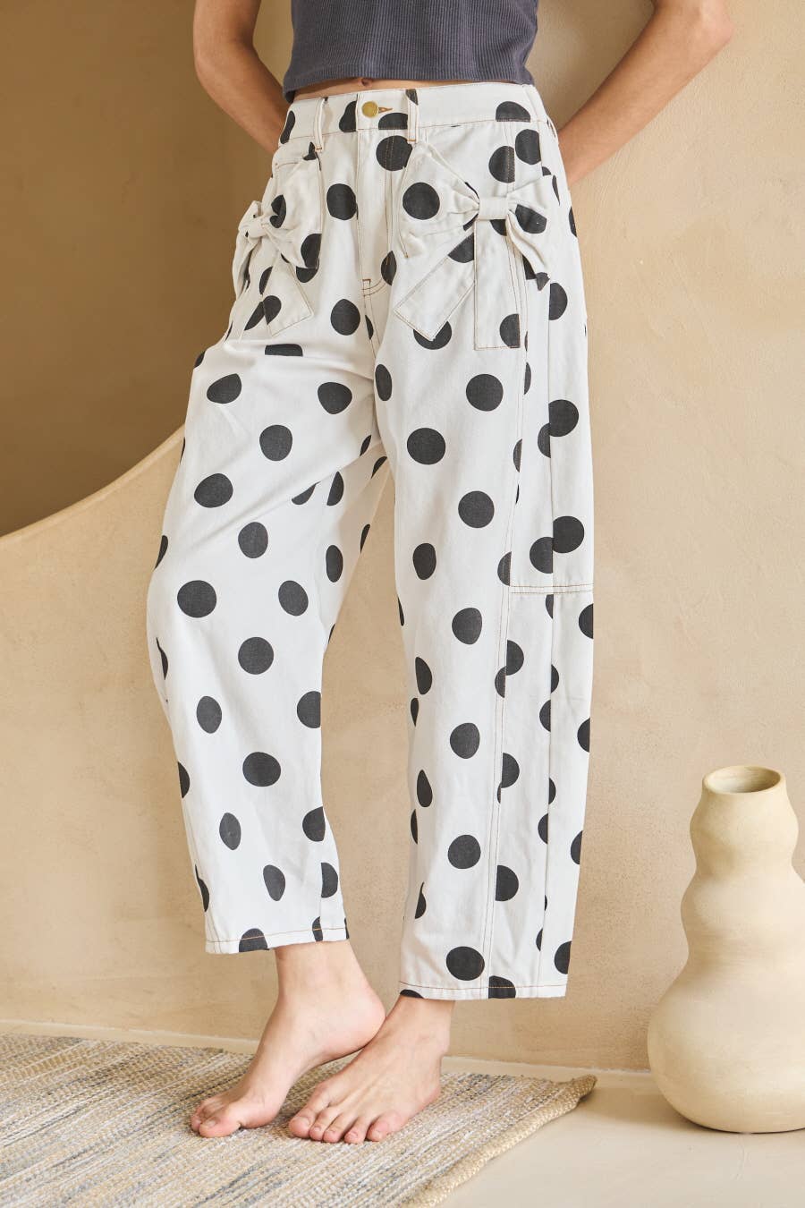 Polka Dot Printed Barrel Denim Pants: Ivory / M