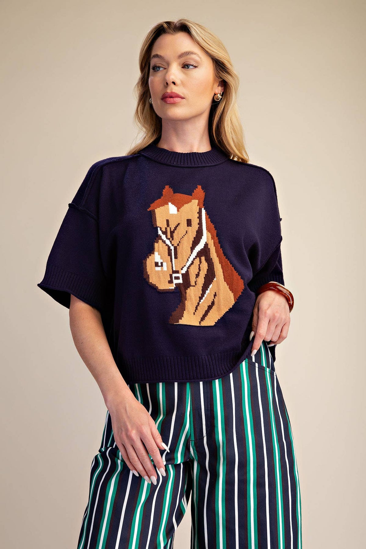 Western Horse Crew Neck Sweater: Camel / M