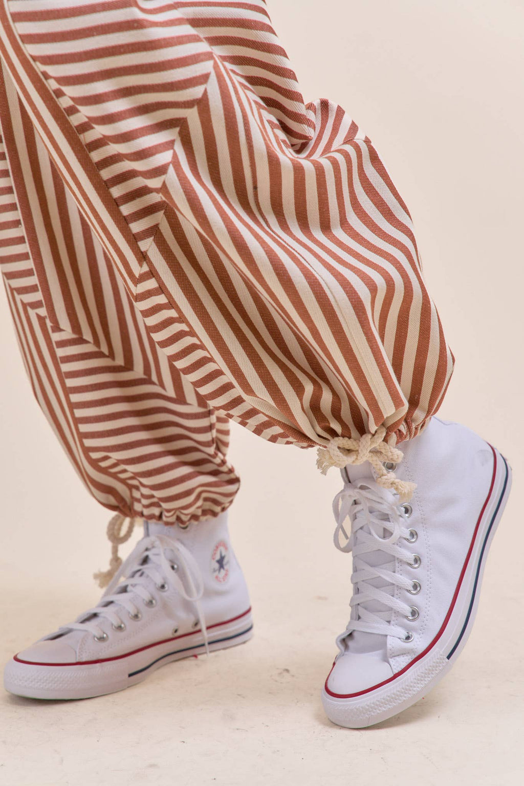 MIXED STRIPES PARACHUTE PANTS MP4366: Dark Blue Stripe / M