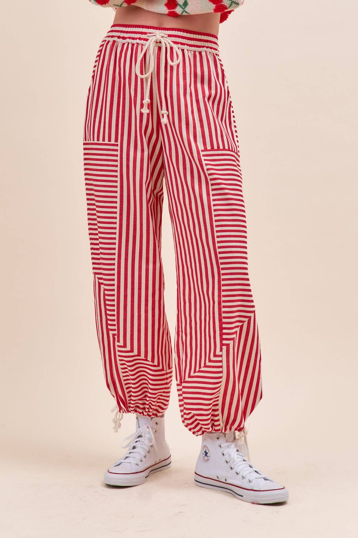 MIXED STRIPES PARACHUTE PANTS MP4366: Dark Blue Stripe / S
