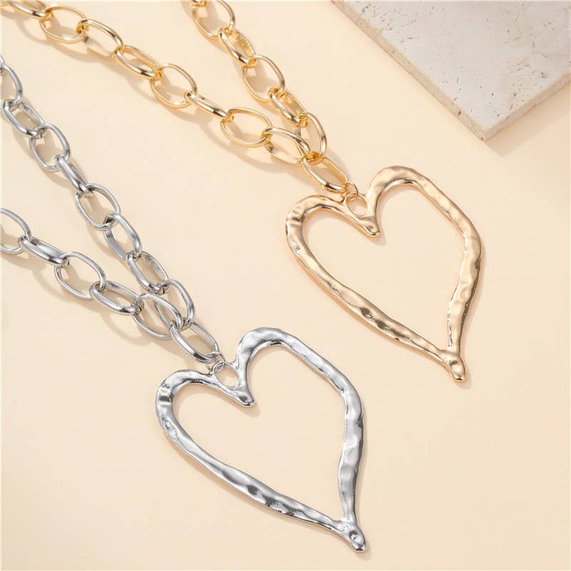 Statement Hammered Open Heart Necklace | 40NK9698: Gold
