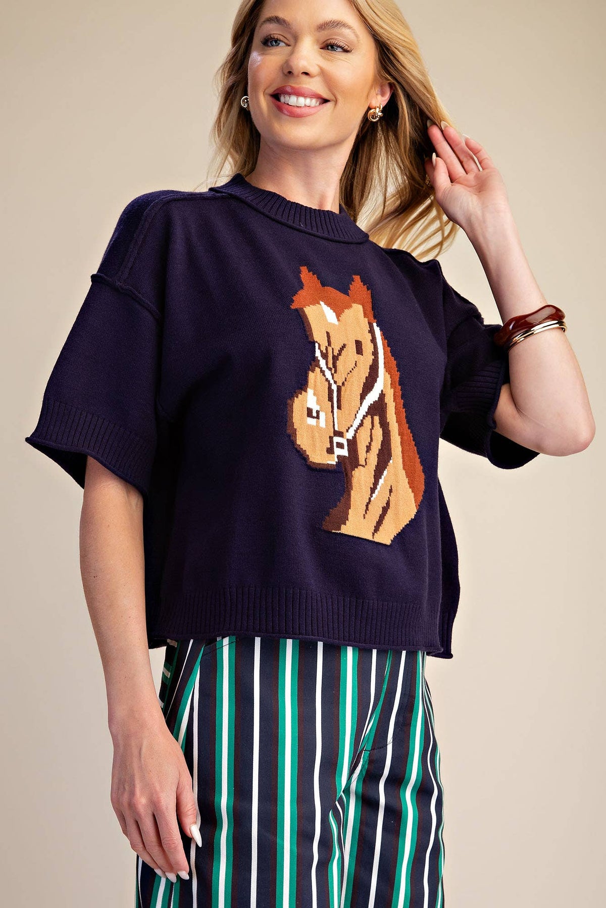 Western Horse Crew Neck Sweater: Camel / M