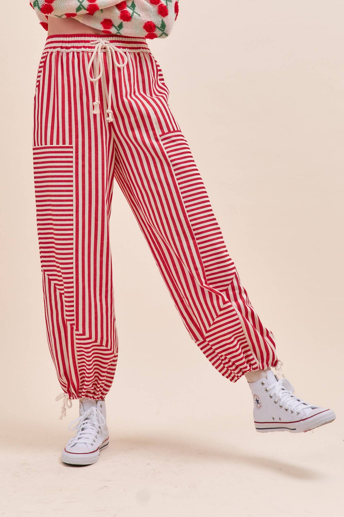 MIXED STRIPES PARACHUTE PANTS MP4366: Dark Blue Stripe / M