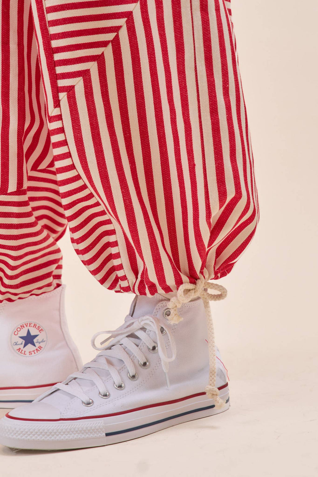 MIXED STRIPES PARACHUTE PANTS MP4366: Dark Blue Stripe / M