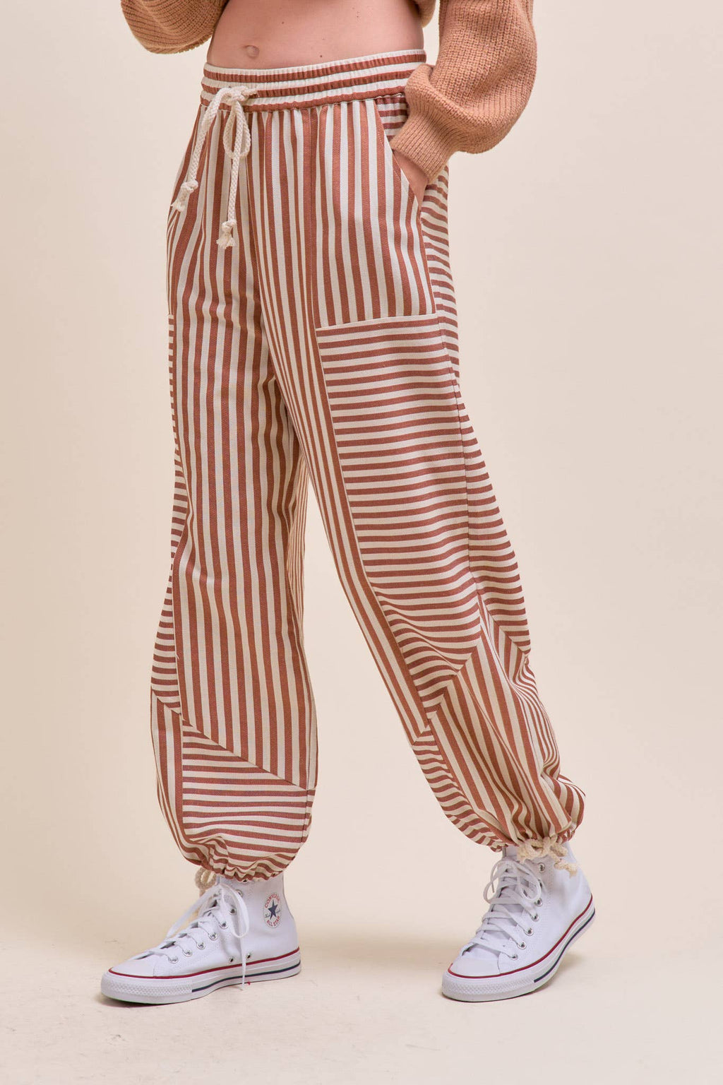MIXED STRIPES PARACHUTE PANTS MP4366: Dark Blue Stripe / S