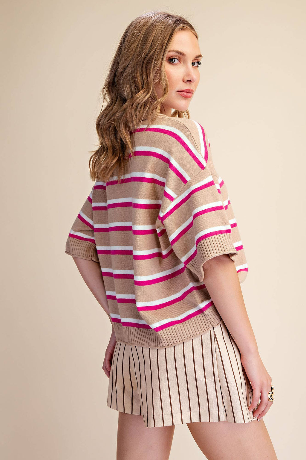 Crew-Neck Stripe Sweater: Brown / M
