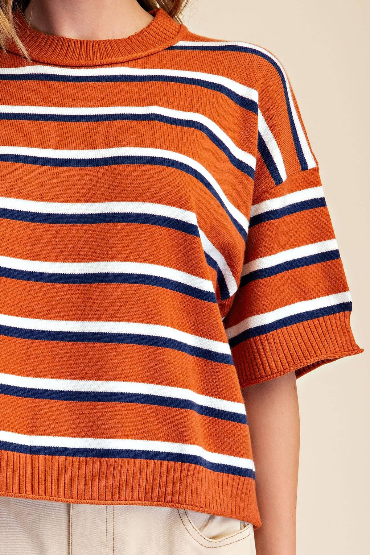 Crew-Neck Stripe Sweater: Brown / L