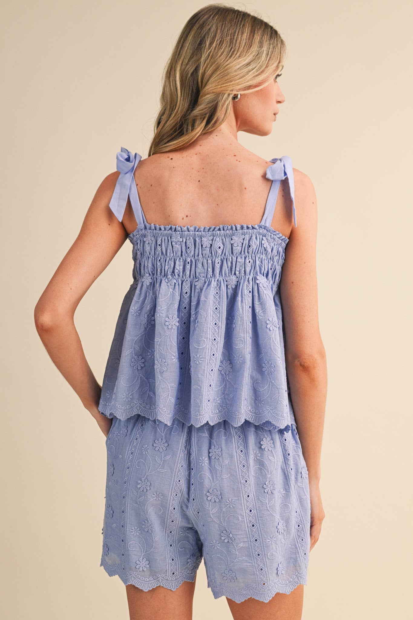 FLORAL EYELET TANK AND SHORTS SET MPST4820: White / M