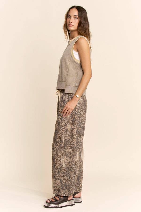 Washed Contrast Trim Sleeveless Lounge Top: Ash Khaki / L