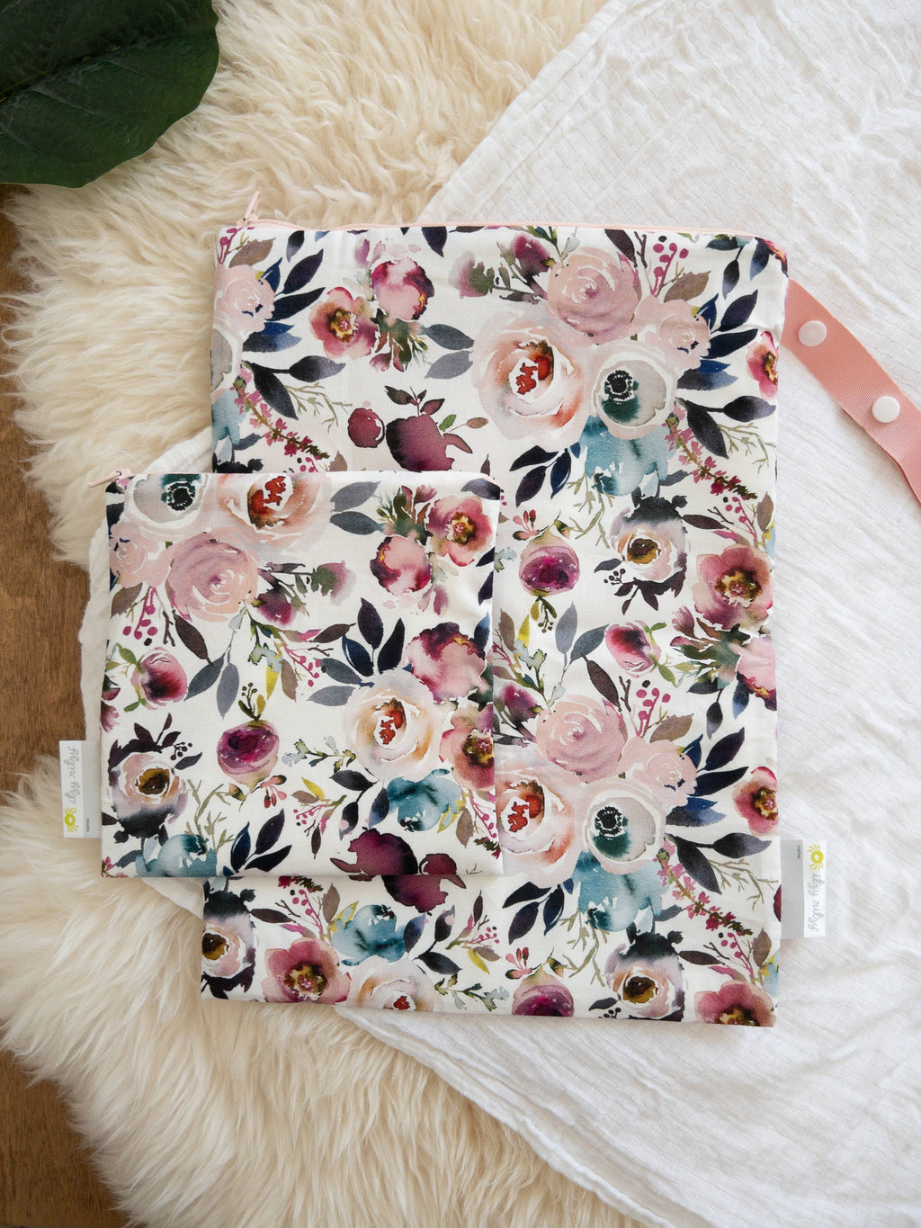 Travel Happens™ Medium Wet Bags: Blush Floral
