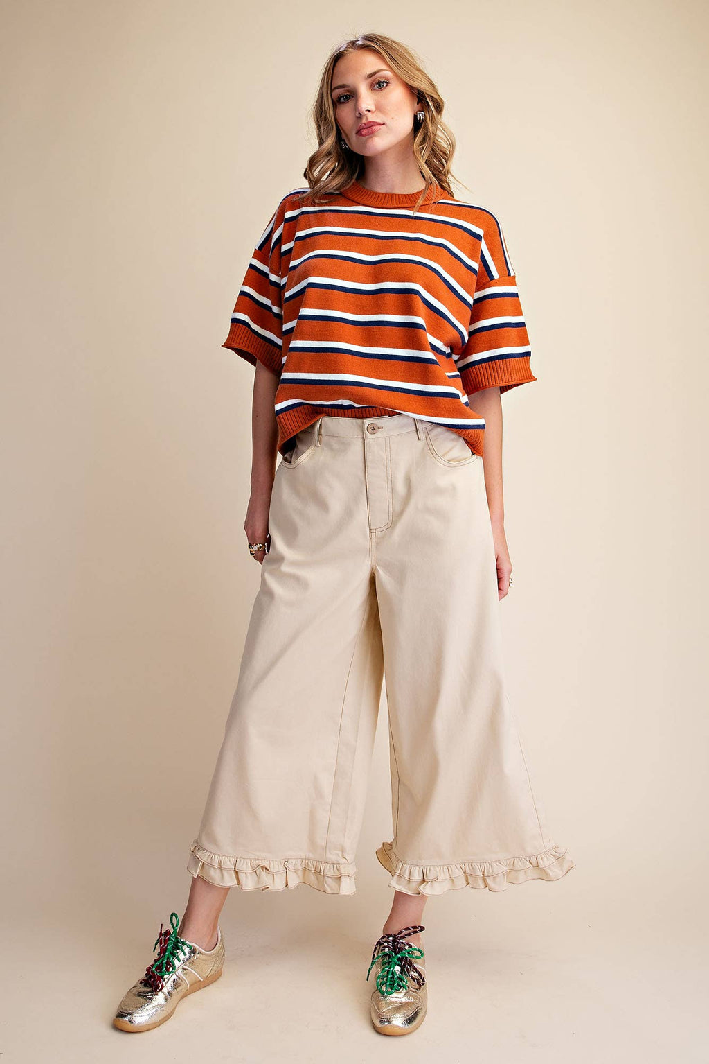 Crew-Neck Stripe Sweater: Brown / L